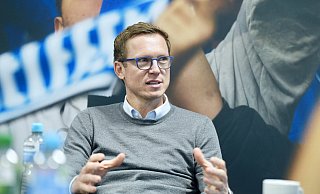Seit Sommer 2023 ist Michael Mutzel (45) Sport-Geschäftsführer des DSC Arminia Bielefeld. - Peter Unger Seit Sommer 2023 ist Michael Mutzel (45) Sport-Geschäftsführer des DSC Arminia Bielefeld. - Peter Unger