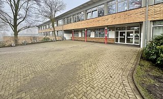 Die Osningschule im Stadtbezirk Stieghorst soll von den gewohnten drei auf nur noch zwei Klassen pro Jahrgang reduziert werden. - Peter Unger Die Osningschule im Stadtbezirk Stieghorst soll von den gewohnten drei auf nur noch zwei Klassen pro Jahrgang reduziert werden. - Peter Unger