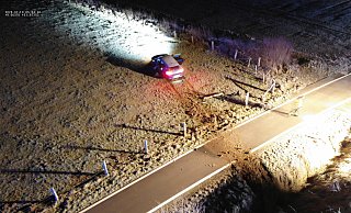 An der Ottenhausener Straße setzte das Unfallfahrzeug einen sogenannten E-Call ab und alarmierte die Feuerwehr. - FFW Steinheim An der Ottenhausener Straße setzte das Unfallfahrzeug einen sogenannten E-Call ab und alarmierte die Feuerwehr. - FFW Steinheim