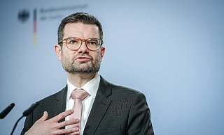 Justizminister Marco Buschmann (FDP) will einen Entwurf zur Absicherung des Verfassungsgerichts vorlegen. - Kay Nietfeld/dpa Justizminister Marco Buschmann (FDP) will einen Entwurf zur Absicherung des Verfassungsgerichts vorlegen. - Kay Nietfeld/dpa