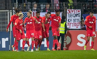 RB Leipzig setzte sich im DFB-Pokal gegen den SV Babelsberg durch. - Foto: Andreas Gora/dpa RB Leipzig setzte sich im DFB-Pokal gegen den SV Babelsberg durch. - Foto: Andreas Gora/dpa