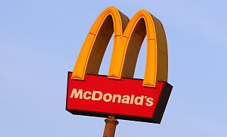 Der Vorfall ereignete sich bereits im Mai an der Paderborner McDonalds-Filiale am Frankfurter Weg. - dpa (Symbolfoto) Der Vorfall ereignete sich bereits im Mai an der Paderborner McDonalds-Filiale am Frankfurter Weg. - dpa (Symbolfoto)