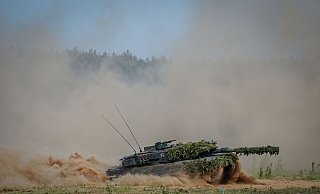 Wieder haben die weltweiten Militärausgaben einen Höchststand erreicht. (Symbolbild) - Kay Nietfeld/dpa Wieder haben die weltweiten Militärausgaben einen Höchststand erreicht. (Symbolbild) - Kay Nietfeld/dpa