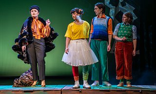 Das diesjährige Weihnachtsstück des Paderborner Theaters "Pippi Langstrumpf" ist die erste von 48 terminierten Vorstellungen und feierte am Donnerstag Premiere. - Tobias Kreft Das diesjährige Weihnachtsstück des Paderborner Theaters "Pippi Langstrumpf" ist die erste von 48 terminierten Vorstellungen und feierte am Donnerstag Premiere. - Tobias Kreft
