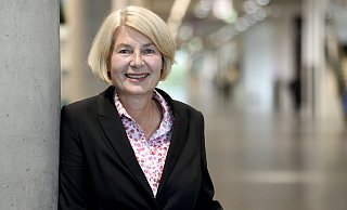 Ingeborg Schramm-Wölk, Präsidentin der FH Bielefeld - FH Bielefeld Ingeborg Schramm-Wölk, Präsidentin der FH Bielefeld - FH Bielefeld