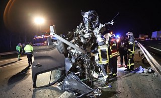 Schwerer Unfall auf der A2 bei Bielefeld. - Charlotte Mahncke Schwerer Unfall auf der A2 bei Bielefeld. - Charlotte Mahncke