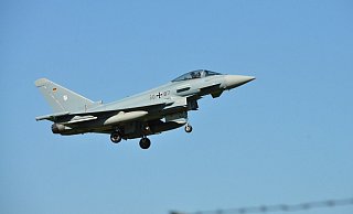Lautstark sind die Militärflugzeuge zu hören. - Pixabay (Symbolbild) Lautstark sind die Militärflugzeuge zu hören. - Pixabay (Symbolbild)