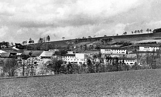 Der Homberghof gehört einige Jahrzehnte zur Jugendhilfe Schweicheln. Viele Gebäude entstanden in den 1960er Jahren. - Georg Heese (Kommunalarchiv) Der Homberghof gehört einige Jahrzehnte zur Jugendhilfe Schweicheln. Viele Gebäude entstanden in den 1960er Jahren. - Georg Heese (Kommunalarchiv)