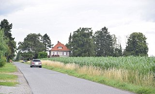 Auf der Ackerfläche östlich des Sieler Wegs soll ein neues Wohnbaugebiet entstehen. - Mareike Patock Auf der Ackerfläche östlich des Sieler Wegs soll ein neues Wohnbaugebiet entstehen. - Mareike Patock