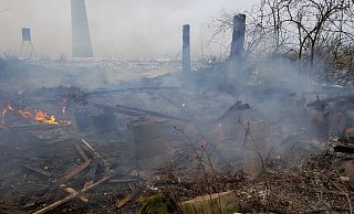 Eine Jagdhütte in Bad Wünnenberg ist niedergebrannt. - Feuerwehr Bad Wünnenberg Eine Jagdhütte in Bad Wünnenberg ist niedergebrannt. - Feuerwehr Bad Wünnenberg