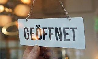 Glücklicherweise wagen immer wieder Geschäftsleute den Schritt in die Selbstständigkeit und eröffnen Läden oder Restaurants und Cafés. - dpa Glücklicherweise wagen immer wieder Geschäftsleute den Schritt in die Selbstständigkeit und eröffnen Läden oder Restaurants und Cafés. - dpa