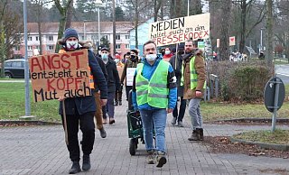 In Espelkamp fanden in den vergangenen Wochen mehrere Demos der Corona-Gegner statt. - Karsten Schulz In Espelkamp fanden in den vergangenen Wochen mehrere Demos der Corona-Gegner statt. - Karsten Schulz