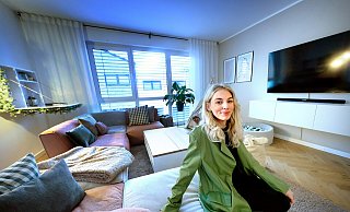 Auf die sebstgebaute Minibar an der Wand hinten links ist die Gütersloherin Donija Hilliges besonders stolz. - Andreas Frücht Auf die sebstgebaute Minibar an der Wand hinten links ist die Gütersloherin Donija Hilliges besonders stolz. - Andreas Frücht