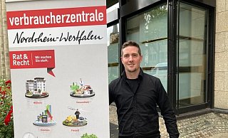 Maik Böhme leitet die Zweigstelle der Verbraucherzentrale NRW an der Berliner Straße in Herford. - Jobst Lüdeking Maik Böhme leitet die Zweigstelle der Verbraucherzentrale NRW an der Berliner Straße in Herford. - Jobst Lüdeking