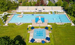 Das Wiesenbad ist das größte Freibad von Bielefeld und musste jetzt kurzfristig schließen. - Bielefelder Bäder Das Wiesenbad ist das größte Freibad von Bielefeld und musste jetzt kurzfristig schließen. - Bielefelder Bäder