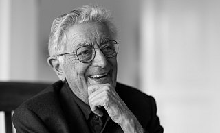 Gerhart Baum (FDP), ehemaliger Bundesinnenminister, ist gestorben. - Rolf Vennenbernd/dpa Gerhart Baum (FDP), ehemaliger Bundesinnenminister, ist gestorben. - Rolf Vennenbernd/dpa