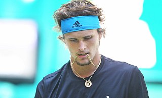 Alexander Zverev wird in diesem Jahr verletzungsbedingt nicht beim Tennisturnier in Halle aufschlagen. - Sarah Jonek Alexander Zverev wird in diesem Jahr verletzungsbedingt nicht beim Tennisturnier in Halle aufschlagen. - Sarah Jonek