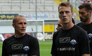 Freud und Leid: Sebastian Schonlau (vorne r.) droht eine längere Zwangspause. Sein Teamkollege Sven Michel ist dagegen wieder fit. - Ulrich Petzold Freud und Leid: Sebastian Schonlau (vorne r.) droht eine längere Zwangspause. Sein Teamkollege Sven Michel ist dagegen wieder fit. - Ulrich Petzold