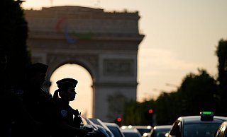 Frankreichs Sicherheitsbehörden haben Dutzende digitale Manipulationskampagnen gegen die Olympischen Spiele in Paris aufgedeckt. - David Goldman/AP/dpa Frankreichs Sicherheitsbehörden haben Dutzende digitale Manipulationskampagnen gegen die Olympischen Spiele in Paris aufgedeckt. - David Goldman/AP/dpa