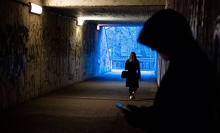 Auch die Unterführungen in den Siel und zum Sültebusch sind sogenannte Angsträume für Frauen. Auch wenn selten etwas passiert - ein mulmiges Gefühl wandert oftmals mit. - Lino Mirgeler Auch die Unterführungen in den Siel und zum Sültebusch sind sogenannte Angsträume für Frauen. Auch wenn selten etwas passiert - ein mulmiges Gefühl wandert oftmals mit. - Lino Mirgeler
