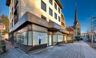 Der Stadtbezirk Brackwede hat knapp 40.000 Einwohner, die Hauptstraße ist das größte Nebenzentrum der Stadt, das gerade vor besonders großen Herausforderungen steht. Viele Ladenlokale stehen leer, und nun beginnt auch noch eine insgesamt dreijährige Umbauphase der Haupteinkaufsmeile. - Andreas Zobe Der Stadtbezirk Brackwede hat knapp 40.000 Einwohner, die Hauptstraße ist das größte Nebenzentrum der Stadt, das gerade vor besonders großen Herausforderungen steht. Viele Ladenlokale stehen leer, und nun beginnt auch noch eine insgesamt dreijährige Umbauphase der Haupteinkaufsmeile. - Andreas Zobe