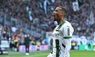 Alassane Pléa war der überragende Spieler bei Gladbach. - Carmen Jaspersen/dpa Alassane Pléa war der überragende Spieler bei Gladbach. - Carmen Jaspersen/dpa