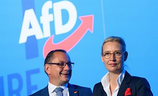 Die AfD-Bundesvorsitzenden in Magdeburg: Tino Chrupalla und Alice Weidel. - Klaus-Dietmar Gabbert/dpa Die AfD-Bundesvorsitzenden in Magdeburg: Tino Chrupalla und Alice Weidel. - Klaus-Dietmar Gabbert/dpa