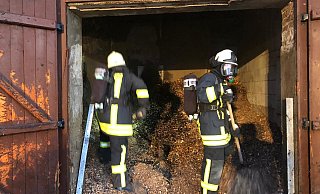 38 Feuerwehrleute waren im Einsatz. - Feuerwehr Borgrentreich 38 Feuerwehrleute waren im Einsatz. - Feuerwehr Borgrentreich