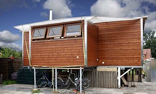 Ein Tiny-House mit Erker, der zum Transport eingefahren werden kann. Ob die Interessenten im Kreis Gütersloh ihre eigenen Häuser mitbringen oder ein aufgestelltes mieten würden, ist noch unklar. - Repro/Edwin Rekate Ein Tiny-House mit Erker, der zum Transport eingefahren werden kann. Ob die Interessenten im Kreis Gütersloh ihre eigenen Häuser mitbringen oder ein aufgestelltes mieten würden, ist noch unklar. - Repro/Edwin Rekate