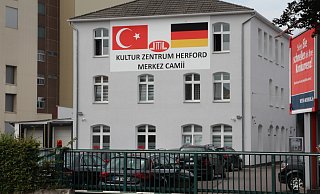 Die Ditib-Moschee an der Bielefelder Straße. - Alexander Graßhoff Die Ditib-Moschee an der Bielefelder Straße. - Alexander Graßhoff