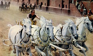 Das Wagenrennen aus "Ben Hur": Eine bis heute unerreichte Action-Szene. - United Archives/Impress Das Wagenrennen aus "Ben Hur": Eine bis heute unerreichte Action-Szene. - United Archives/Impress