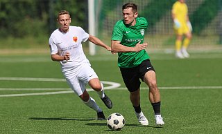Maximilian Reckendorf (Detmold) gegen Ricardo Squarra (Lohe). - Benjamin Bueschenfeld | benjamin Maximilian Reckendorf (Detmold) gegen Ricardo Squarra (Lohe). - Benjamin Bueschenfeld | benjamin