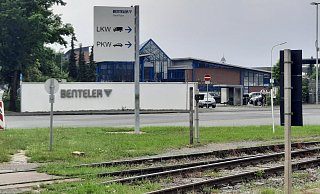 Der Bahnübergang im Bereich des Benteler-Steel/Tube-Werkes wird saniert. - (Archivbild) Marc Schröder Der Bahnübergang im Bereich des Benteler-Steel/Tube-Werkes wird saniert. - (Archivbild) Marc Schröder