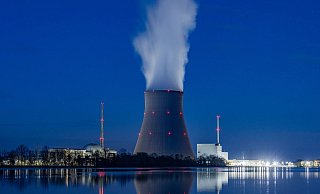 Die Anhänger der Grünen sind mehrheitlich für die AKW-Abschaltung. - Armin Weigel/dpa Die Anhänger der Grünen sind mehrheitlich für die AKW-Abschaltung. - Armin Weigel/dpa