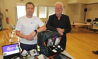 Alexander Baasner (l.) und Thomas Bandorski haben den ersten digitalen hausärztlichen Versorgungassistenten (DIHVA) Deutschlands vorgestellt. - Uwe Müller Alexander Baasner (l.) und Thomas Bandorski haben den ersten digitalen hausärztlichen Versorgungassistenten (DIHVA) Deutschlands vorgestellt. - Uwe Müller