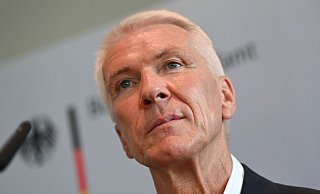 Bitkom-Präsident Ralf Wintergerst hält die Bürokratie für den größten Bremsklotz für das digitale Deutschland. - Arne Dedert/dpa Bitkom-Präsident Ralf Wintergerst hält die Bürokratie für den größten Bremsklotz für das digitale Deutschland. - Arne Dedert/dpa