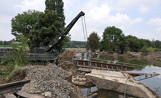 Soldaten des Panzerponierbaillons 1 während ihres Einsatz im Hochwassergebiet im Ahrtahl. - Bundeswehr Soldaten des Panzerponierbaillons 1 während ihres Einsatz im Hochwassergebiet im Ahrtahl. - Bundeswehr