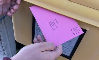 Immer mehr Menschen im Kreis Höxter wählen per Brief. - Nicole Niemann Immer mehr Menschen im Kreis Höxter wählen per Brief. - Nicole Niemann