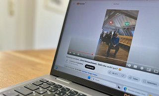 Das YouTube-Video des Paderborner Domkantor und der Mädchenkantorei ist bereits mehr als zwei Millionen Mal angeschaut worden. - Danielle Dörsing Das YouTube-Video des Paderborner Domkantor und der Mädchenkantorei ist bereits mehr als zwei Millionen Mal angeschaut worden. - Danielle Dörsing