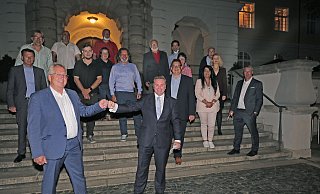 Die Herforder Sozialdemokraten fühlen sich als Sieger, weil sowohl Bürgermeister Kähler als auch Landrat Müller ohne Stichwahl ihre Posten erobert haben. - Frank-Michael Kiel-Steinkamp Die Herforder Sozialdemokraten fühlen sich als Sieger, weil sowohl Bürgermeister Kähler als auch Landrat Müller ohne Stichwahl ihre Posten erobert haben. - Frank-Michael Kiel-Steinkamp
