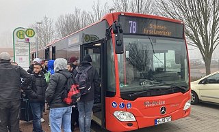 Ein Schienenersatzverkehr wurde eingerichtet. - Matthias Bungeroth Ein Schienenersatzverkehr wurde eingerichtet. - Matthias Bungeroth