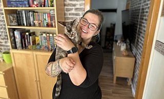 Vor einer Woche ist die Katze von Lisa Hegemann wieder aufgetaucht. Mitterweile ist das Fell schon etwas nachgewachsen. - Maximilian Hampel Vor einer Woche ist die Katze von Lisa Hegemann wieder aufgetaucht. Mitterweile ist das Fell schon etwas nachgewachsen. - Maximilian Hampel