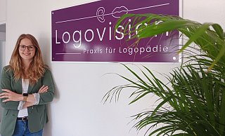 Geboren und aufgewachsen in Isselhorst: Die 25-Jährige Johanna Niedergassel eröffnet in ihrer Heimat nun ihre eigene Praxis für Logopädie "Logovison". - Amelie Halstenberg Geboren und aufgewachsen in Isselhorst: Die 25-Jährige Johanna Niedergassel eröffnet in ihrer Heimat nun ihre eigene Praxis für Logopädie "Logovison". - Amelie Halstenberg