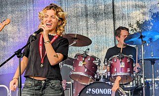 Sängerin Aicha von der Berliner Band Lemon Eye. - Burkhard Battran Sängerin Aicha von der Berliner Band Lemon Eye. - Burkhard Battran