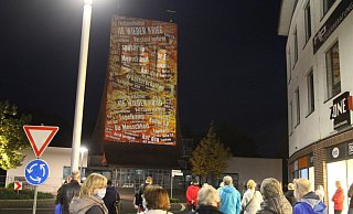Der Turm der Thomaskirche eignet sich gut als Projektionsfläche, wie man hier bei einer Lichtinstallation sieht. - Klaus Frensing Der Turm der Thomaskirche eignet sich gut als Projektionsfläche, wie man hier bei einer Lichtinstallation sieht. - Klaus Frensing