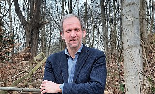 Der 50-jährige Uli Kros aus Nieheim ist der SPD-Bundestagskandidat für den Wahlkreis Höxter-Gütersloh III - Lippe II. - Madita Schellenberg Der 50-jährige Uli Kros aus Nieheim ist der SPD-Bundestagskandidat für den Wahlkreis Höxter-Gütersloh III - Lippe II. - Madita Schellenberg