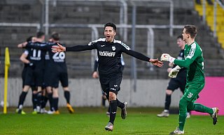Last-Minute-Joker: Mit seinem neunten Saisontor bescherte der eingewechselte Aygün Yildirim dem SC Verl in der 90. Minute im Stadion an der Grünwalder Straße den 2:1-Sieg beim FC Bayern München II. - imago images/foto2press Last-Minute-Joker: Mit seinem neunten Saisontor bescherte der eingewechselte Aygün Yildirim dem SC Verl in der 90. Minute im Stadion an der Grünwalder Straße den 2:1-Sieg beim FC Bayern München II. - imago images/foto2press