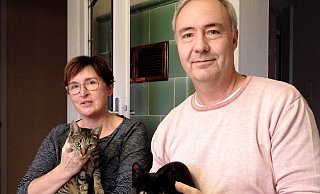 Lizzy und Smoky leben noch. Das ist einem Schutzengel und der Aufmerksamkeit ihrer Besitzer Barbara und Axel Gutmann zu verdanken. - Anke Schneider Lizzy und Smoky leben noch. Das ist einem Schutzengel und der Aufmerksamkeit ihrer Besitzer Barbara und Axel Gutmann zu verdanken. - Anke Schneider