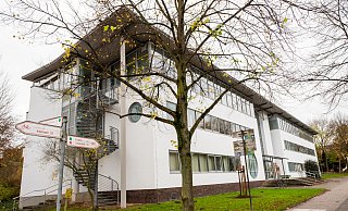 Das Kreiskirchenamt in Herford soll künftig auch Mitarbeiter aus Lübbecke, Minden und Vlotho beheimaten. - Ralf Bittner Das Kreiskirchenamt in Herford soll künftig auch Mitarbeiter aus Lübbecke, Minden und Vlotho beheimaten. - Ralf Bittner
