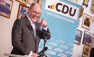 Beim politischen Aschermittwoch der Paderborner CDU ist Stefan-Oliver Strate als Bürgermeisterkandidat vorgestellt worden. - Niklas Tüns Beim politischen Aschermittwoch der Paderborner CDU ist Stefan-Oliver Strate als Bürgermeisterkandidat vorgestellt worden. - Niklas Tüns